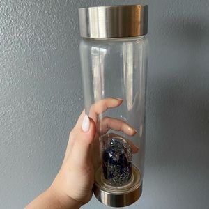Vitajuwel Via Balance glass water bottle